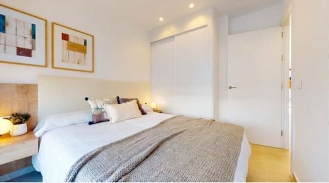 Villa/Maison de 4 chambres à louer à Benijófar avec piscine garage - 2 350 € (Ref: 9751626)