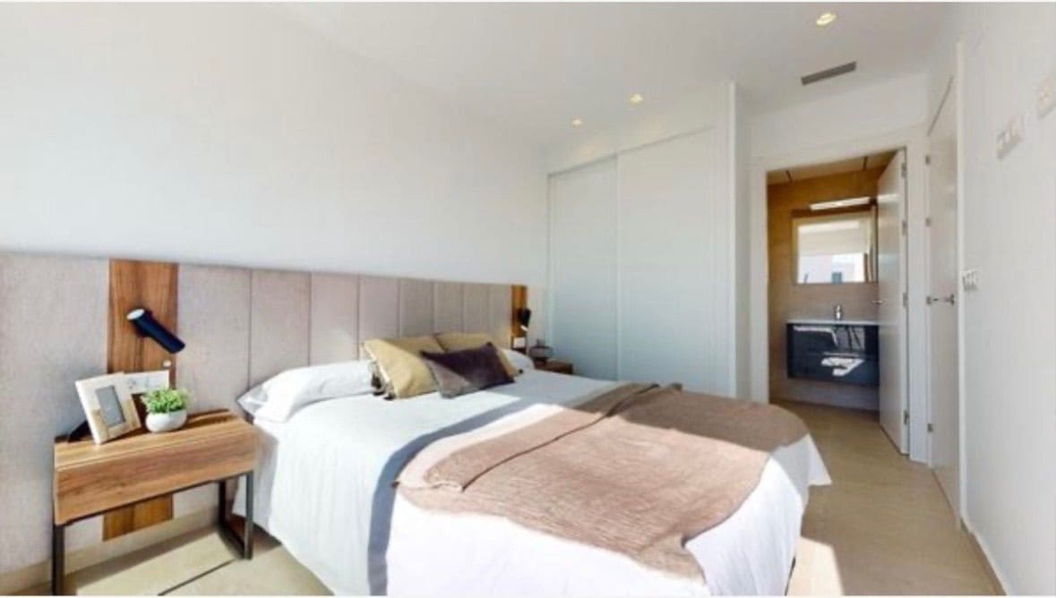 4 soveværelse Villa til leje i Benijofar med swimmingpool garage - € 2.350 (Ref: 9751626)