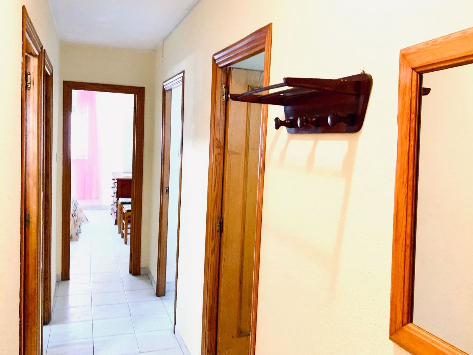 3 bedroom Apartment for rent in Torrevieja with garage - € 750 (Ref: 9780142)