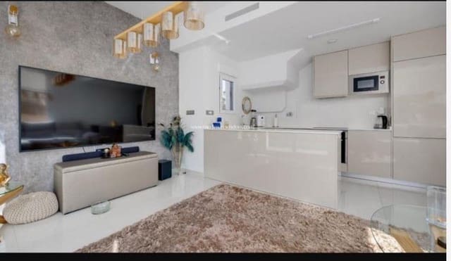 3 sypialnia Willa do wynajęcia w Benijófar z basenem garażem - 2 140 € (Ref: 9800357)