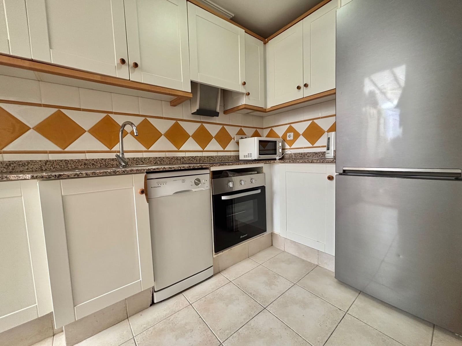 3 slaapkamer Halfvrijstaande villa te koop in Gran Alacant met zwembad - € 250.000 (Ref: 9800358)