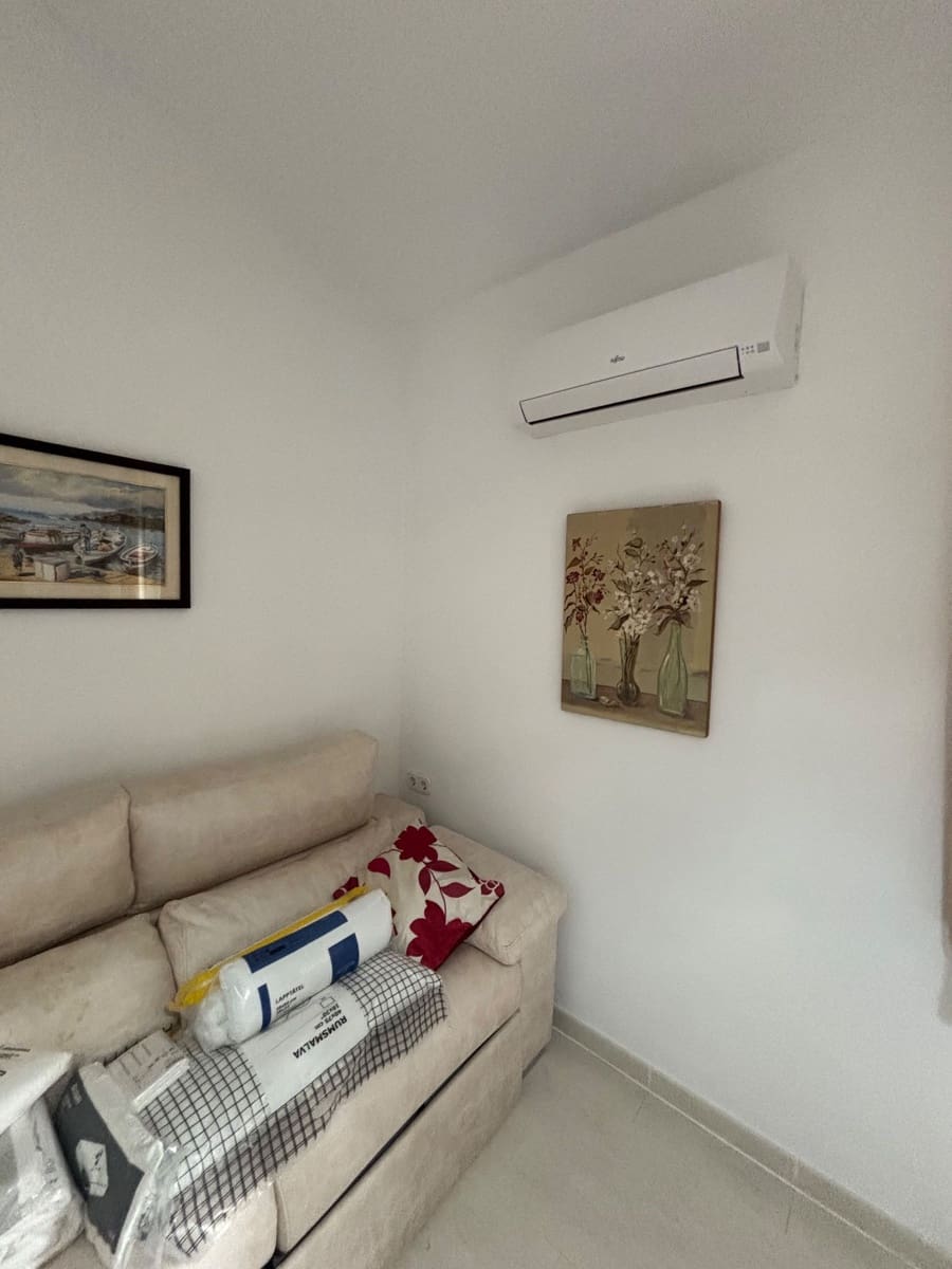 5 bedroom Villa for rent in Muchamiel / Mutxamel with pool garage - € 3,000 (Ref: 9840083)