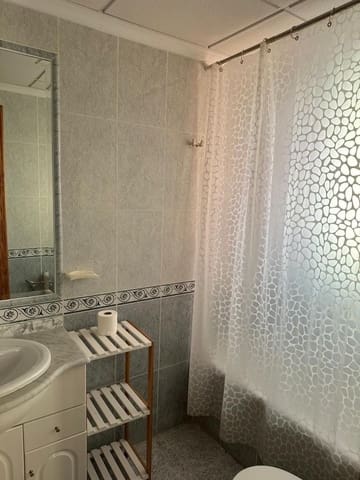 2 bedroom Apartment for rent in Puerto Deportivo, Guardamar del Segura with garage - € 650 (Ref: 9868181)