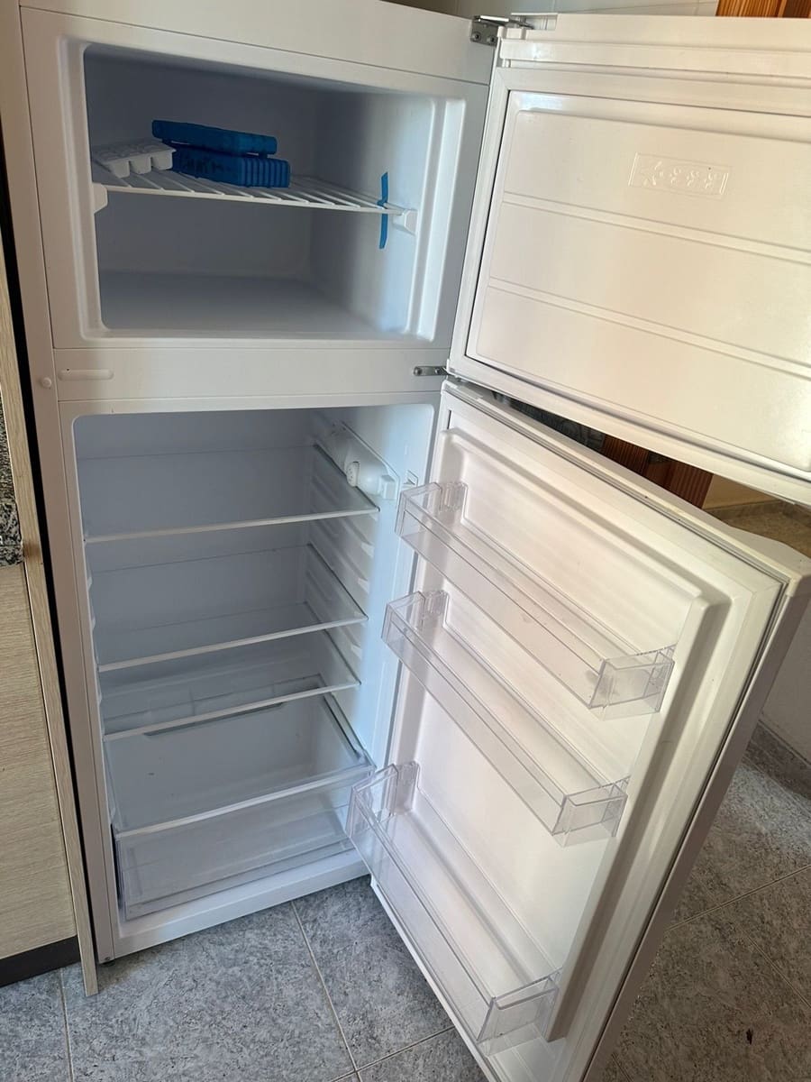 2 soverom Leilighet til leie i Guardamar del Segura med garasje - € 650 (Ref: 9868181)