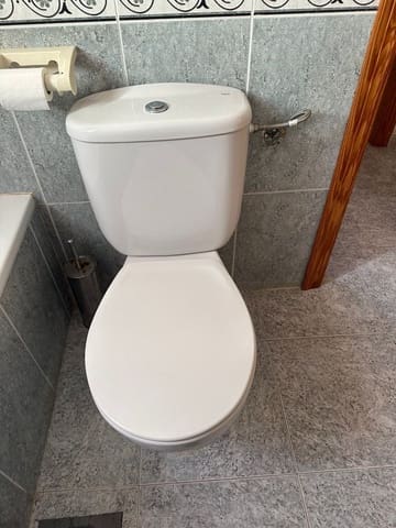 2 bedroom Apartment for rent in Puerto Deportivo, Guardamar del Segura with garage - € 650 (Ref: 9868181)