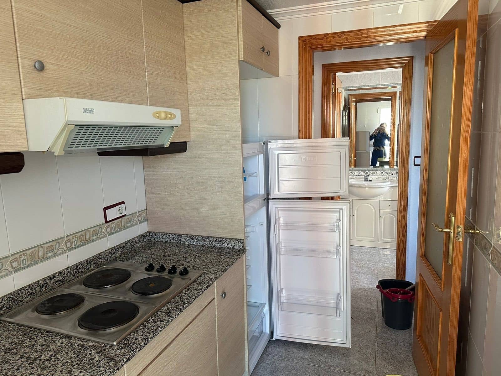 2 soverom Leilighet til leie i Guardamar del Segura med garasje - € 650 (Ref: 9868181)