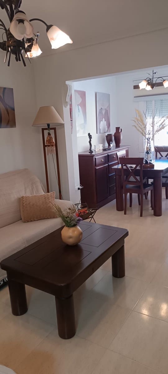 Bungalow de 3 habitaciones en Gran Alacant en alquiler con piscina garaje - 700 € (Ref: 9915263)