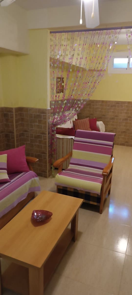 Bungalow de 3 habitaciones en Gran Alacant en alquiler con piscina garaje - 700 € (Ref: 9915263)