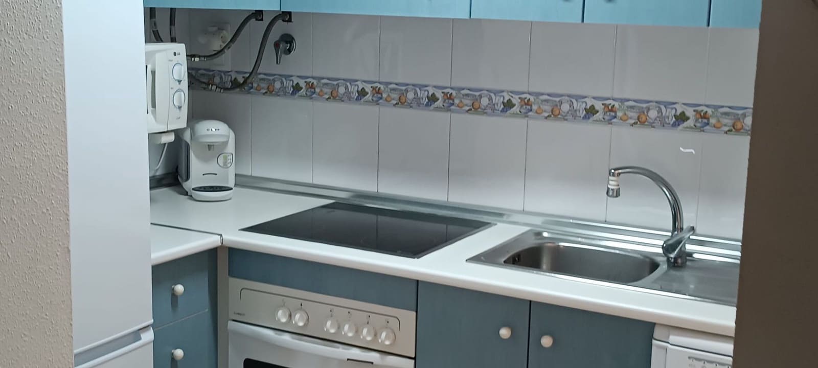 Bungalow de 3 habitaciones en Gran Alacant en alquiler con piscina garaje - 700 € (Ref: 9915263)