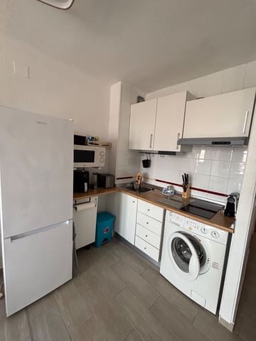 Appartement de 1 chambre à louer à La Mata, Torrevieja avec piscine - 650 € (Ref: 9921702)