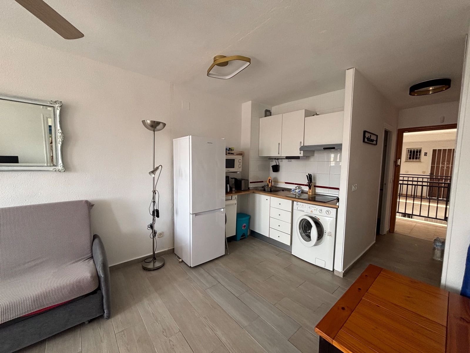 Appartement de 1 chambre à louer à La Mata avec piscine - 650 € (Ref: 9921702)