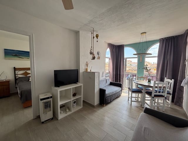 Appartement de 1 chambre à louer à La Mata, Torrevieja avec piscine - 650 € (Ref: 9921702)