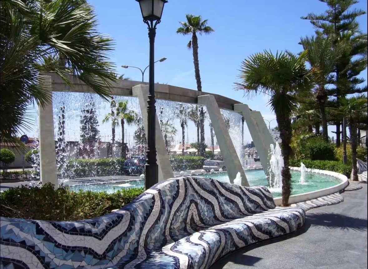 1 Zimmer Apartment zu vermieten in Torrevieja mit Pool - 750 € (Ref: 9923241)