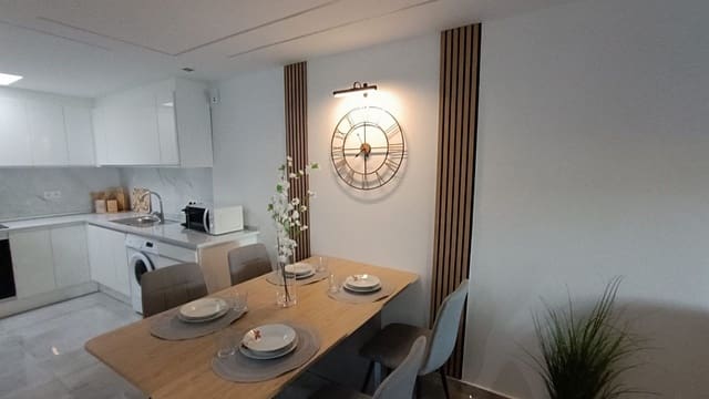 2 soveværelse Bungalow til leje i El Chaparral, Torrevieja - € 700 (Ref: 9946972)