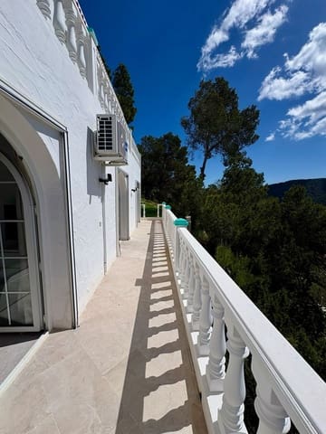 4 makuuhuone Maalaistalo vuokrattavana paikassa Cala Llonga, Santa Eulalia / Santa Eularia mukana uima-altaan 
autotalli - 10 000 € (Ref: 9795199)