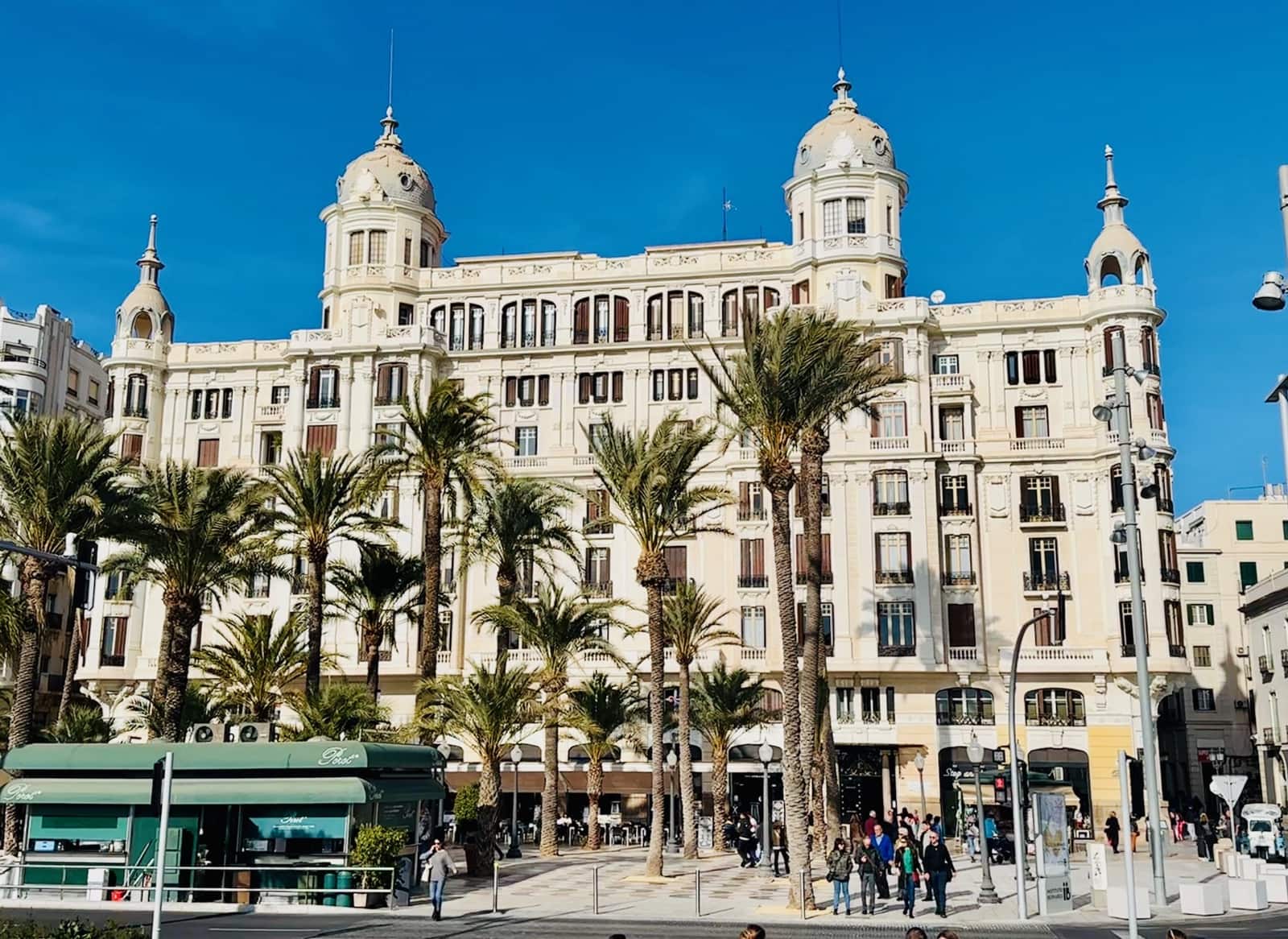 3 makuuhuone Ranta-asunto vuokrattavana paikassa Alicante kaupunki - 7 500 € (Ref: 9800689)