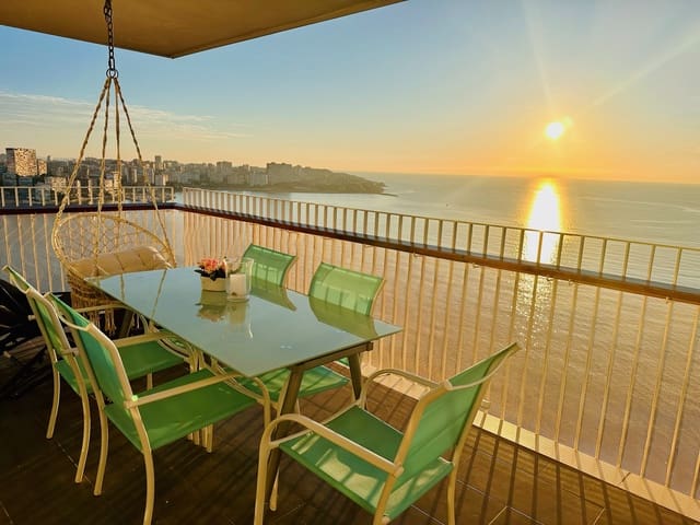 3 makuuhuone Ranta-asunto vuokrattavana paikassa Albufereta, Alicante kaupunki - 7 500 € (Ref: 9800689)