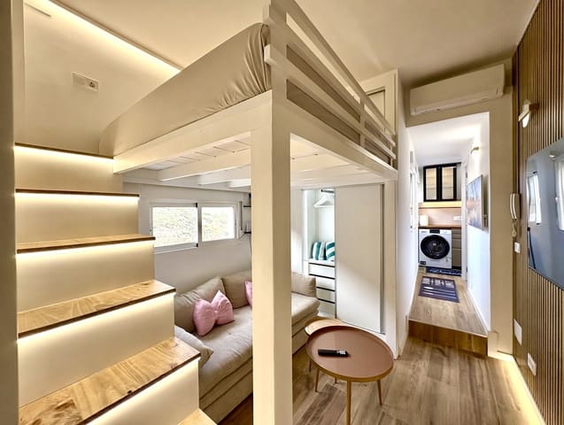 1 bedroom Beach Apartment for holiday rental in Alicante / Alacant city - € 500 (Ref: 9826082)