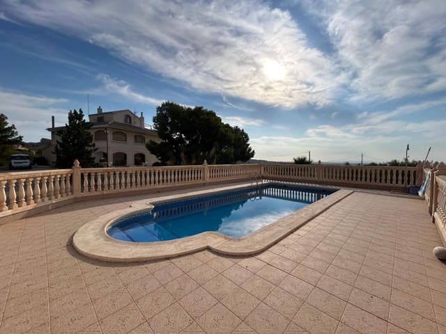 Finca/Casa Rural de 4 habitaciones en Crevillente / Crevillent en venta - 390.000 € (Ref: 10035847)