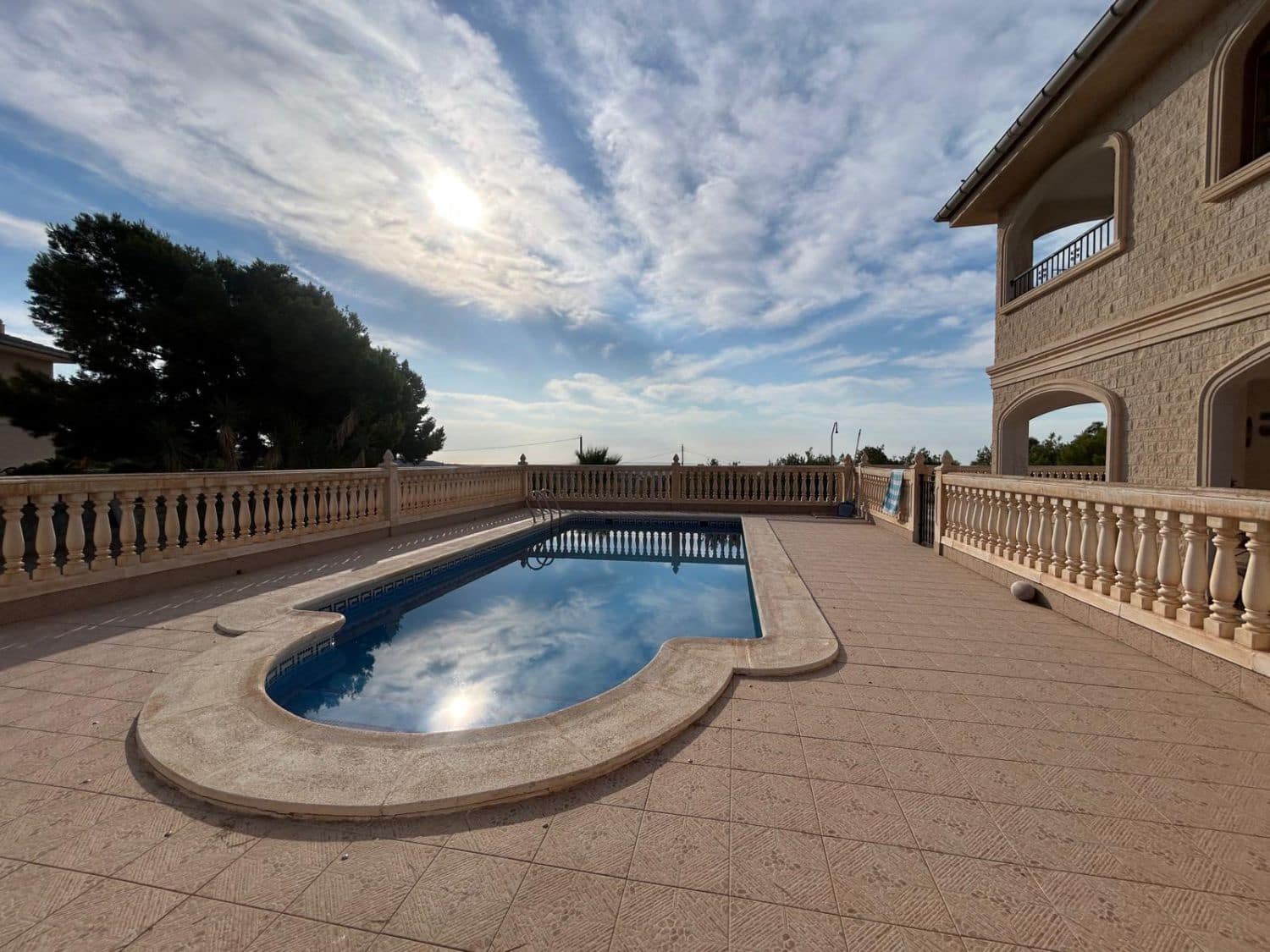 Finca/Casa Rural de 4 habitaciones en Crevillente / Crevillent en venta - 390.000 € (Ref: 10035847)