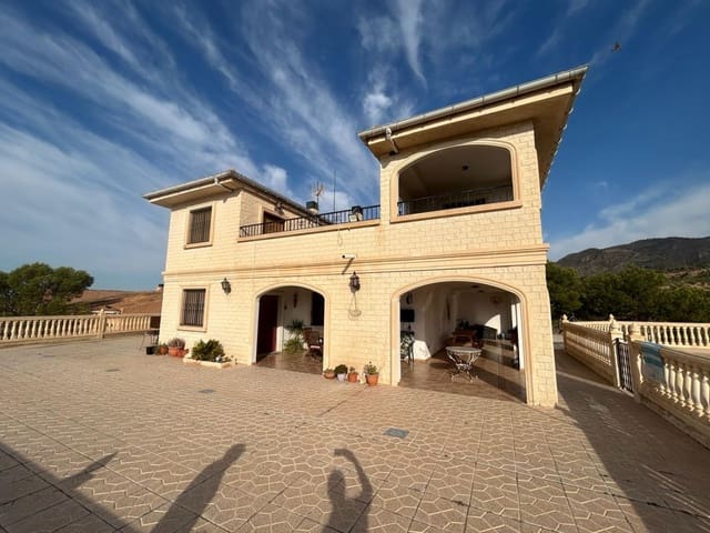 Finca/Casa Rural de 4 habitaciones en Crevillente / Crevillent en venta - 390.000 € (Ref: 10035847)