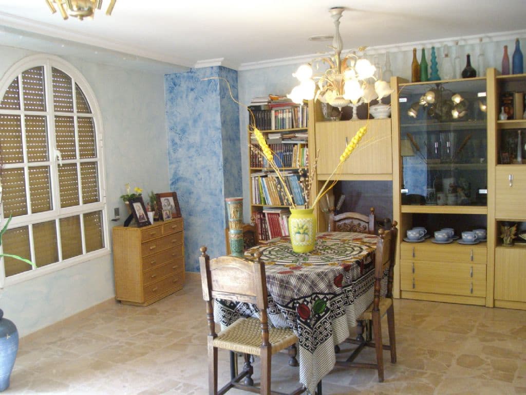 2 soverom Hus til salgs i Albatera med garasje - € 900 000 (Ref: 10035849)