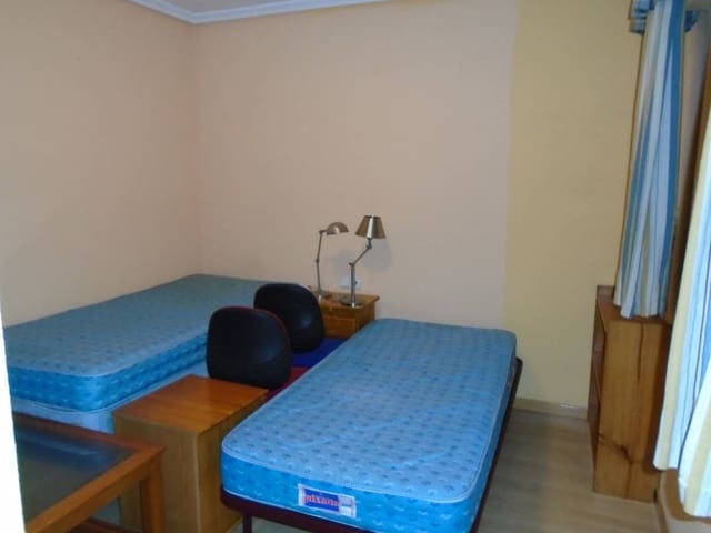 Piso de 6 habitaciones en Alicante / Alacant ciudad en venta - 600.000 € (Ref: 10035852)