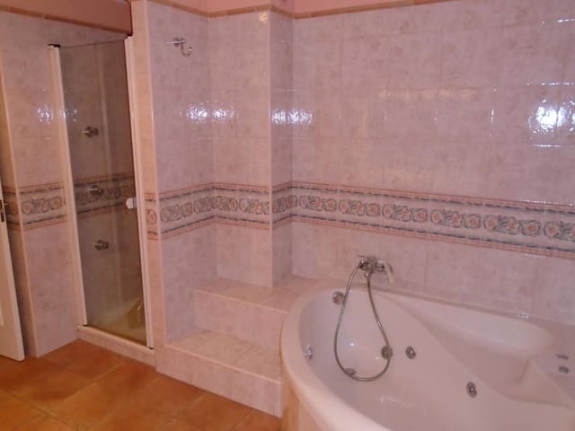 Piso de 6 habitaciones en Alicante / Alacant ciudad en venta - 600.000 € (Ref: 10035852)