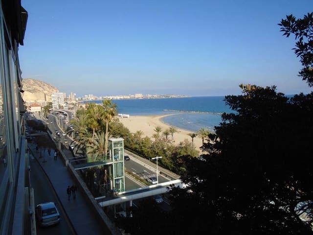 Piso de 6 habitaciones en Alicante / Alacant ciudad en venta - 600.000 € (Ref: 10035852)