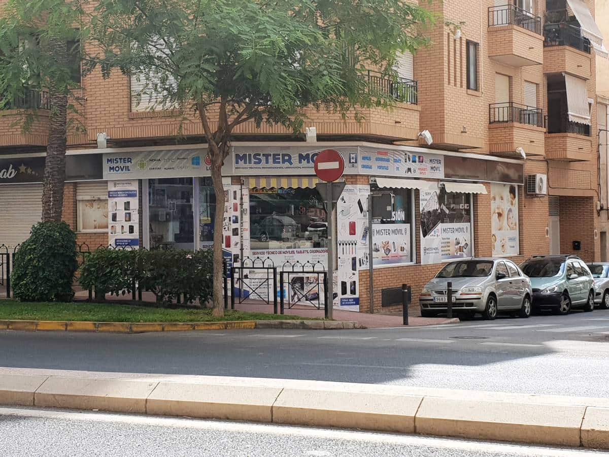 Commerciale in vendita in Crevillente / Crevillent - 120.000 € (Rif: 10035855)