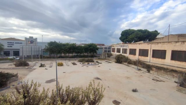 Business for sale in Crevillente / Crevillent - € 390,000 (Ref: 10035866)