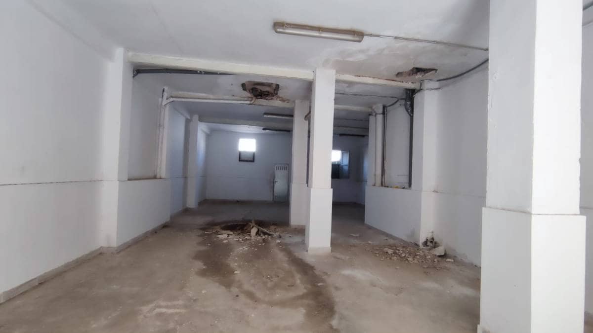 Commercial for sale in Crevillente / Crevillent - € 59,500 (Ref: 10035869)