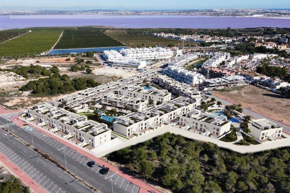 2 bedroom Apartment for sale in Orihuela with garage - € 269,900 (Ref: 10035874)
