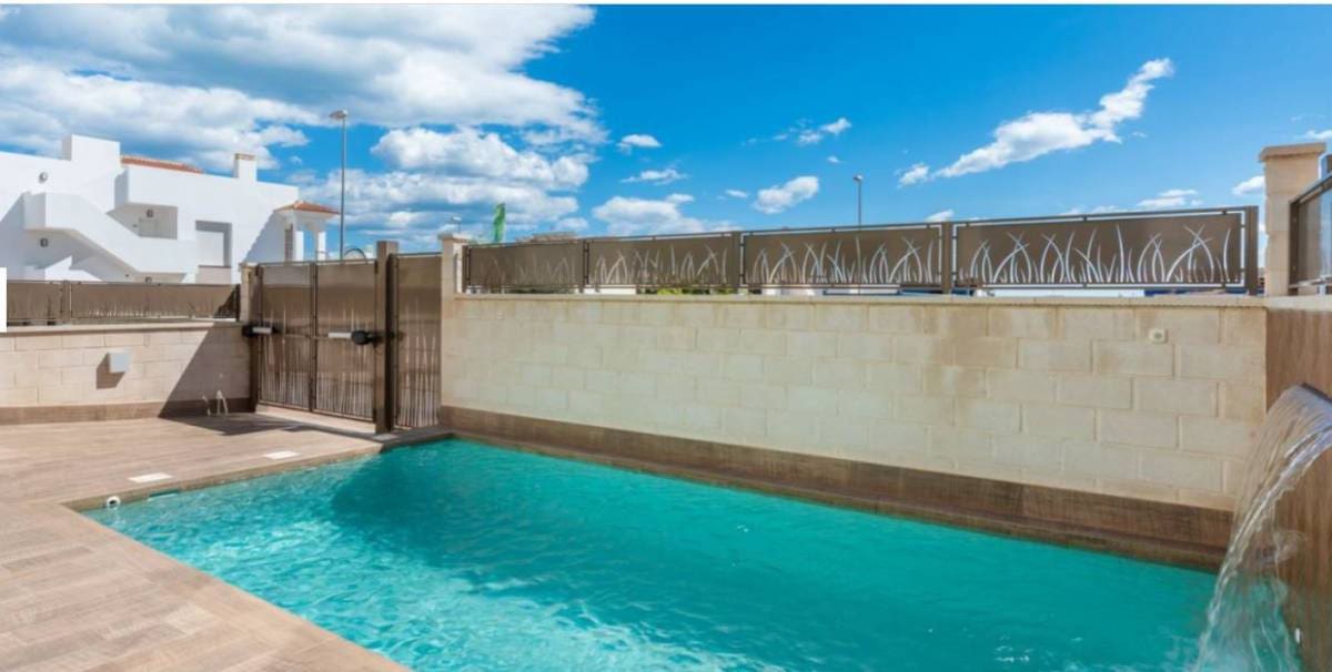 3 makuuhuone Huvila myytävänä paikassa Los Montesinos - 469 999 € (Ref: 10035877)