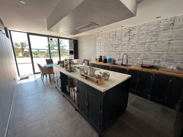 2 sovrum Finca/Hus på landet till salu i Crevillente / Crevillent med garage - 480 000 € (Ref: 10035879)