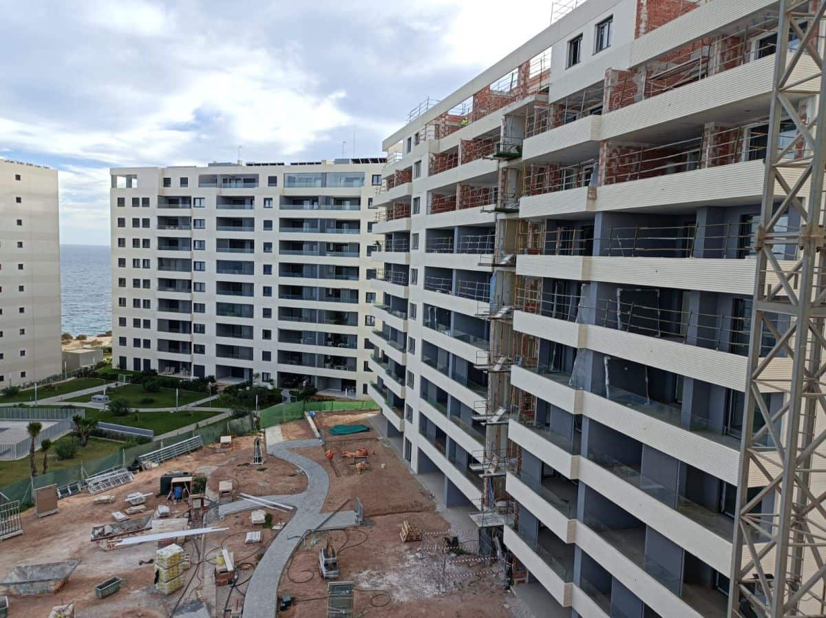 2 bedroom Apartment for sale in Orihuela with garage - € 404,000 (Ref: 10035880)