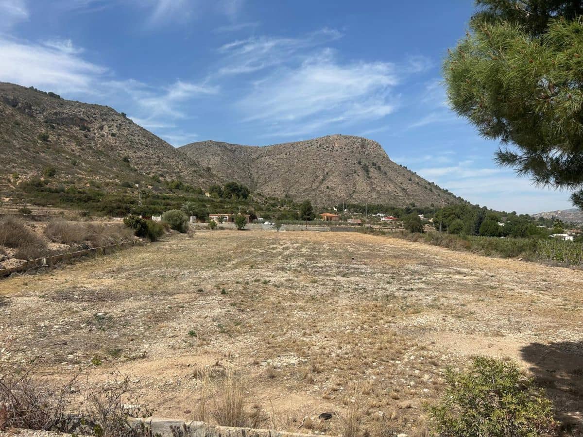 Finca/Herregård til salgs i Aspe - € 90 000 (Ref: 10035889)