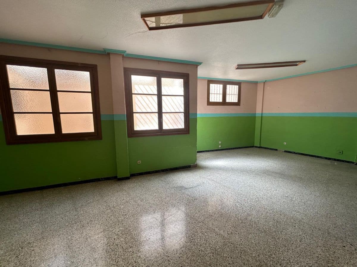 2 slaapkamer Commercieel te koop in Crevillente / Crevillent - € 99.000 (Ref: 10035890)