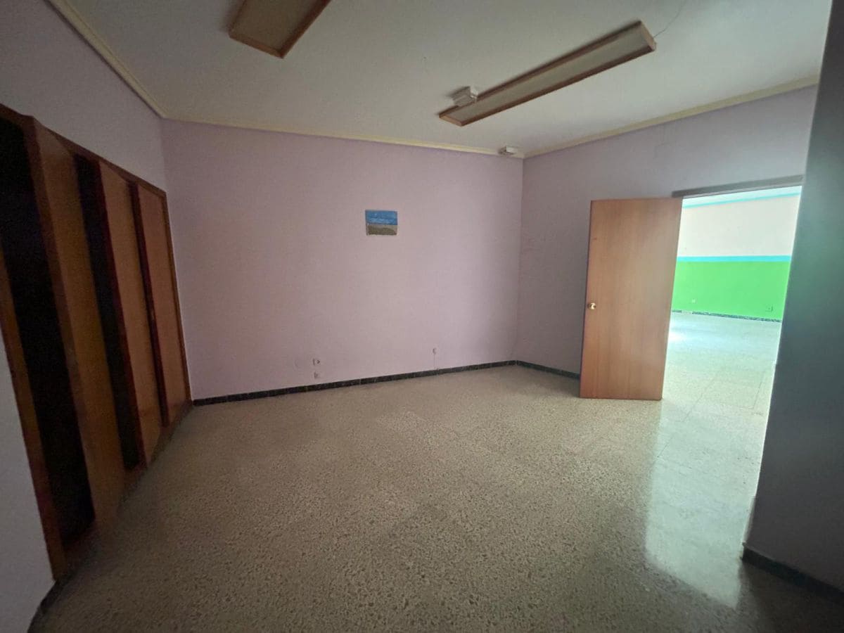 2 slaapkamer Commercieel te koop in Crevillente / Crevillent - € 99.000 (Ref: 10035890)