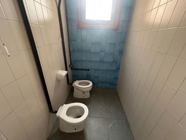 2 slaapkamer Commercieel te koop in Crevillente / Crevillent - € 99.000 (Ref: 10035890)