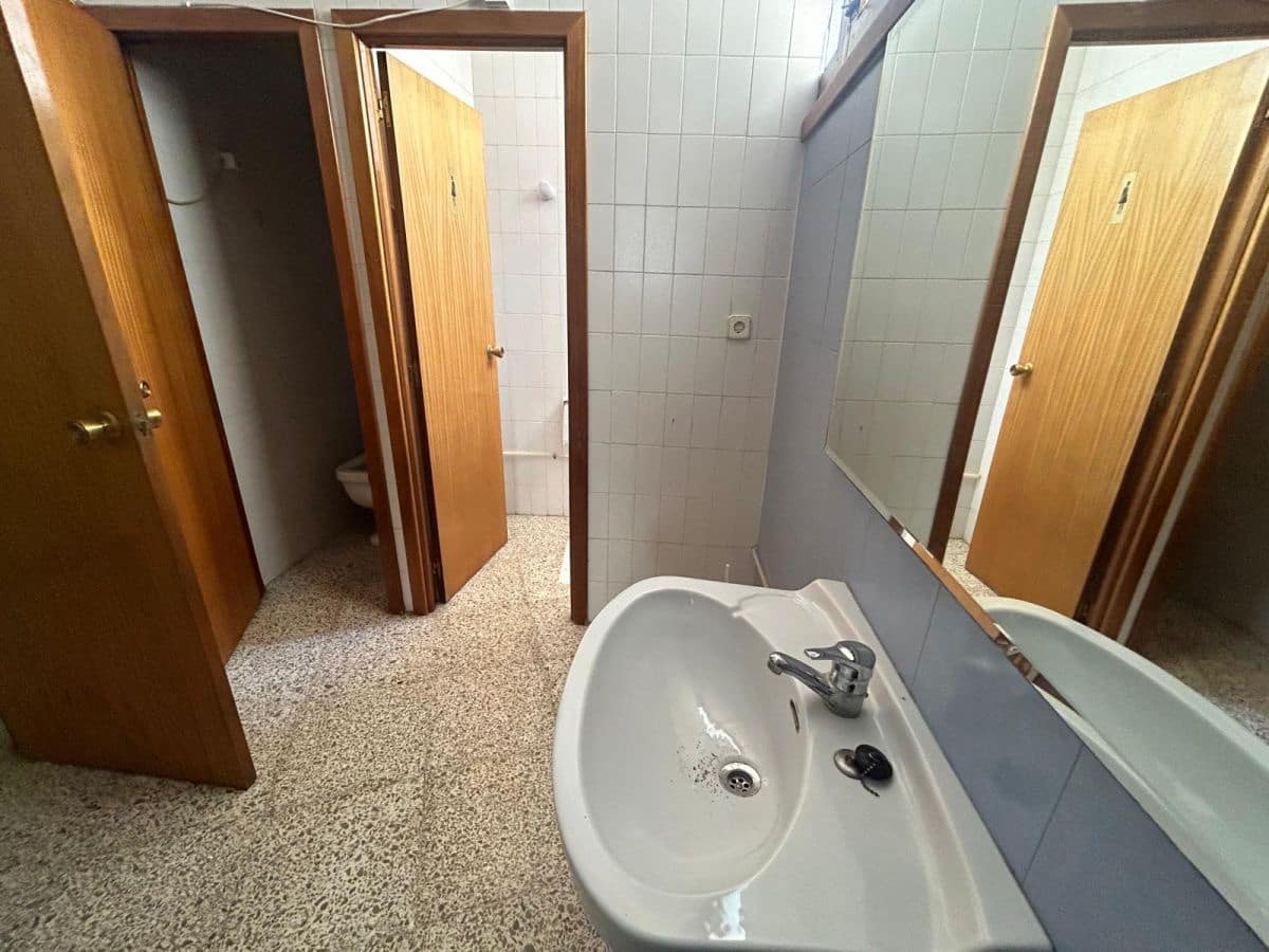 2 slaapkamer Commercieel te koop in Crevillente / Crevillent - € 99.000 (Ref: 10035890)