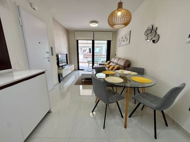 3 Zimmer Reihenhaus zu verkaufen in Los Balcones mit Garage - 265.000 € (Ref: 10035892)