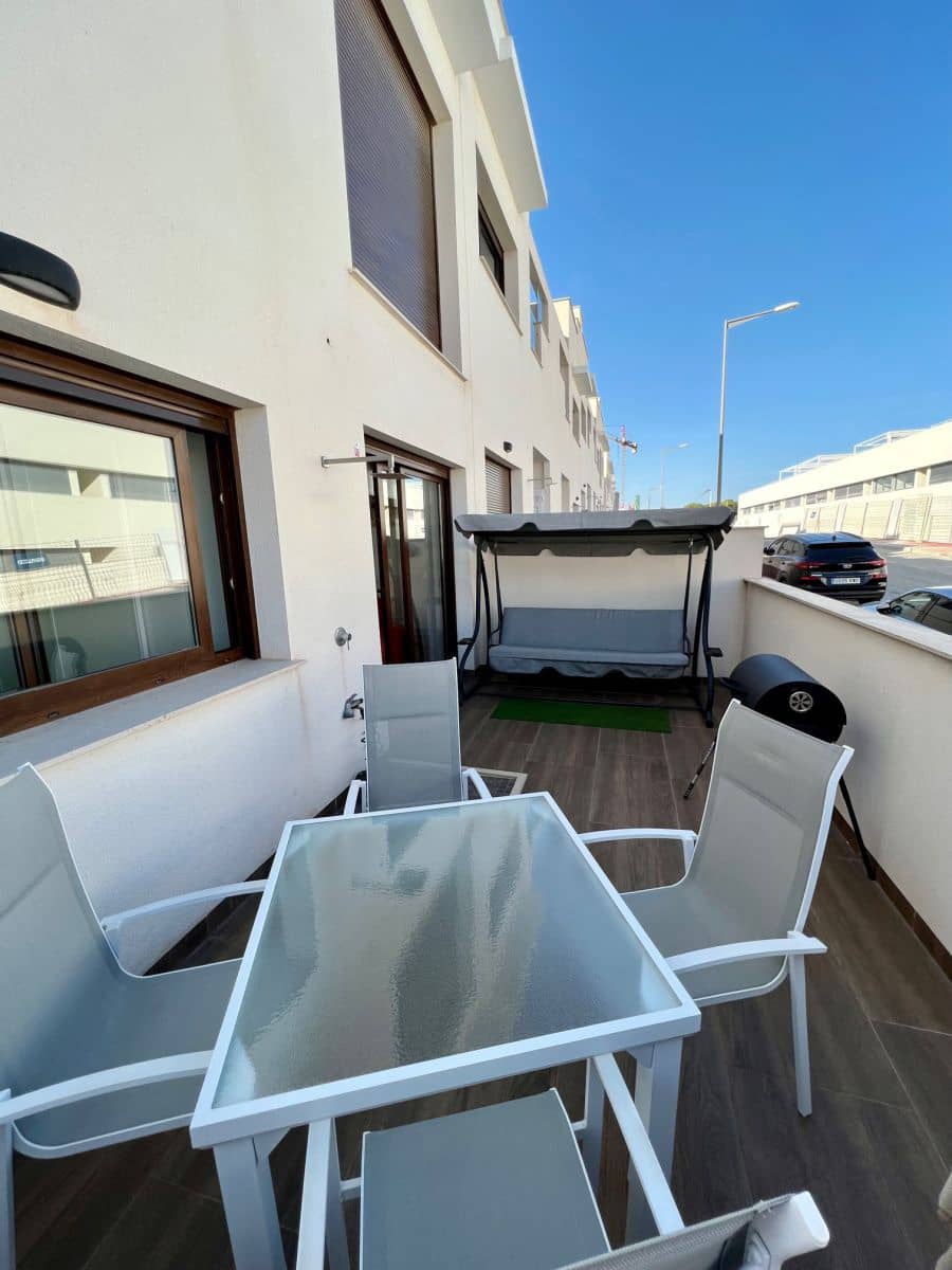 3 Zimmer Reihenhaus zu verkaufen in Los Balcones mit Garage - 265.000 € (Ref: 10035892)