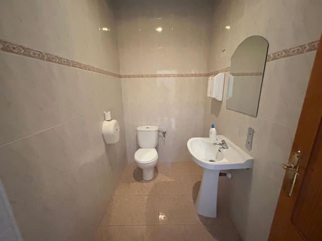 2 slaapkamer Commercieel te koop in Crevillente / Crevillent - € 110.000 (Ref: 10035898)