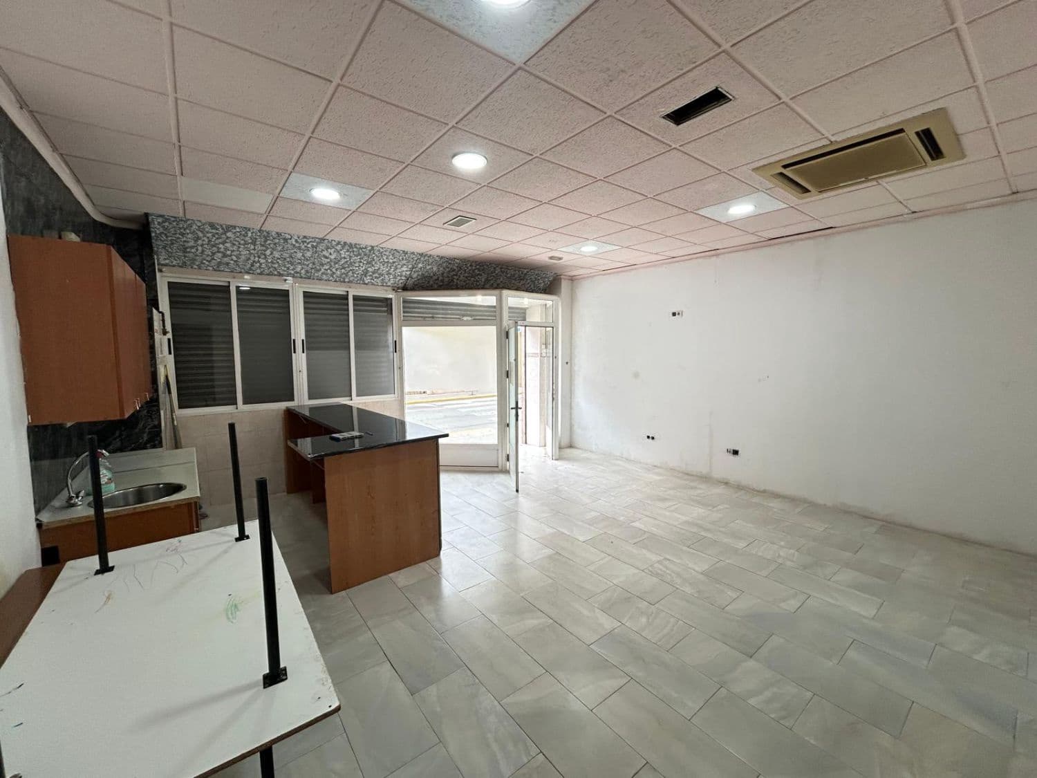 2 chambre Local Commercial à vendre à Crevillente / Crevillent - 110 000 € (Ref: 10035898)