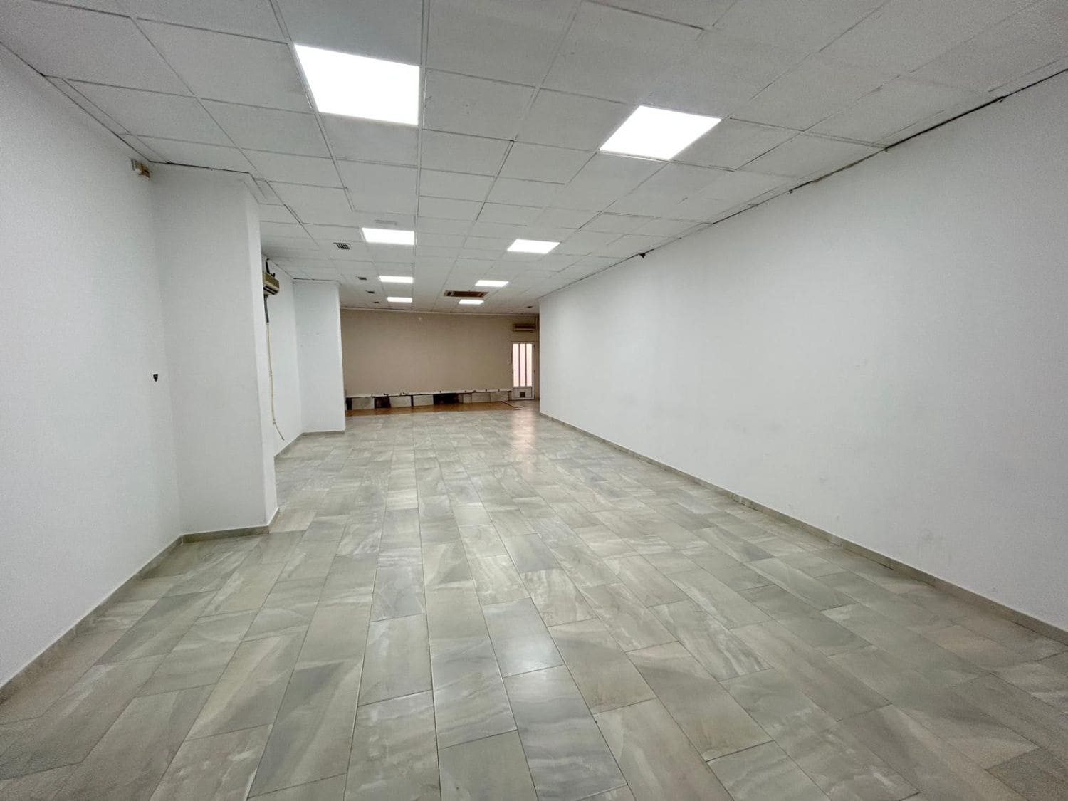 2 chambre Local Commercial à vendre à Crevillente / Crevillent - 110 000 € (Ref: 10035898)
