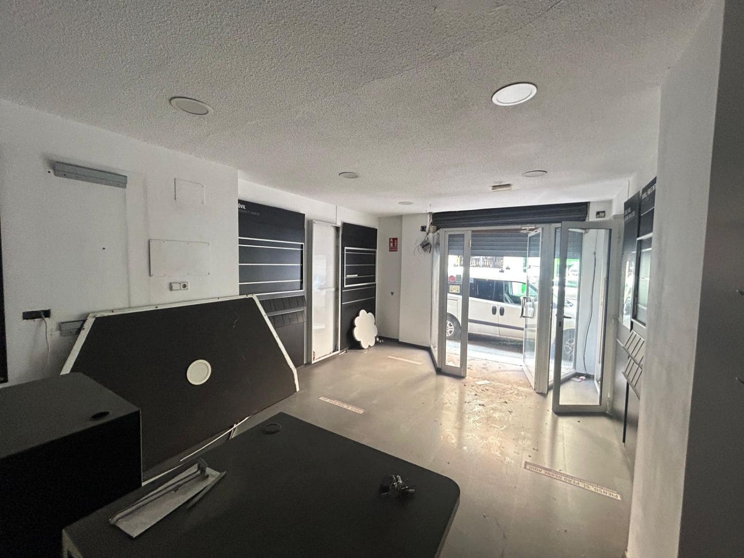 3 sovrum Kommersiell att hyra i Crevillente / Crevillent - 600 € (Ref: 10035900)