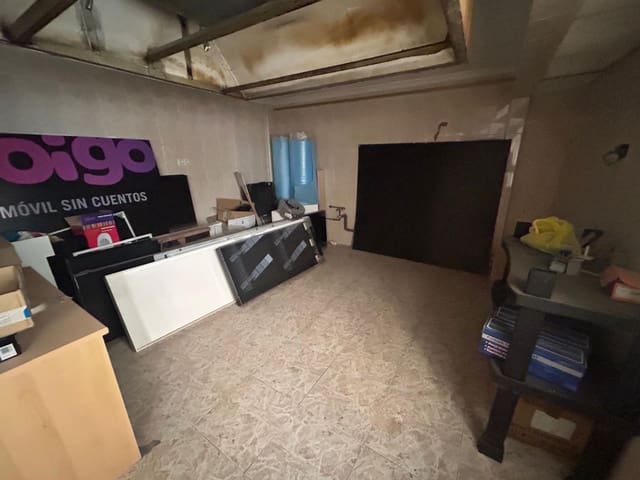 3 sovrum Kommersiell att hyra i Crevillente / Crevillent - 600 € (Ref: 10035900)