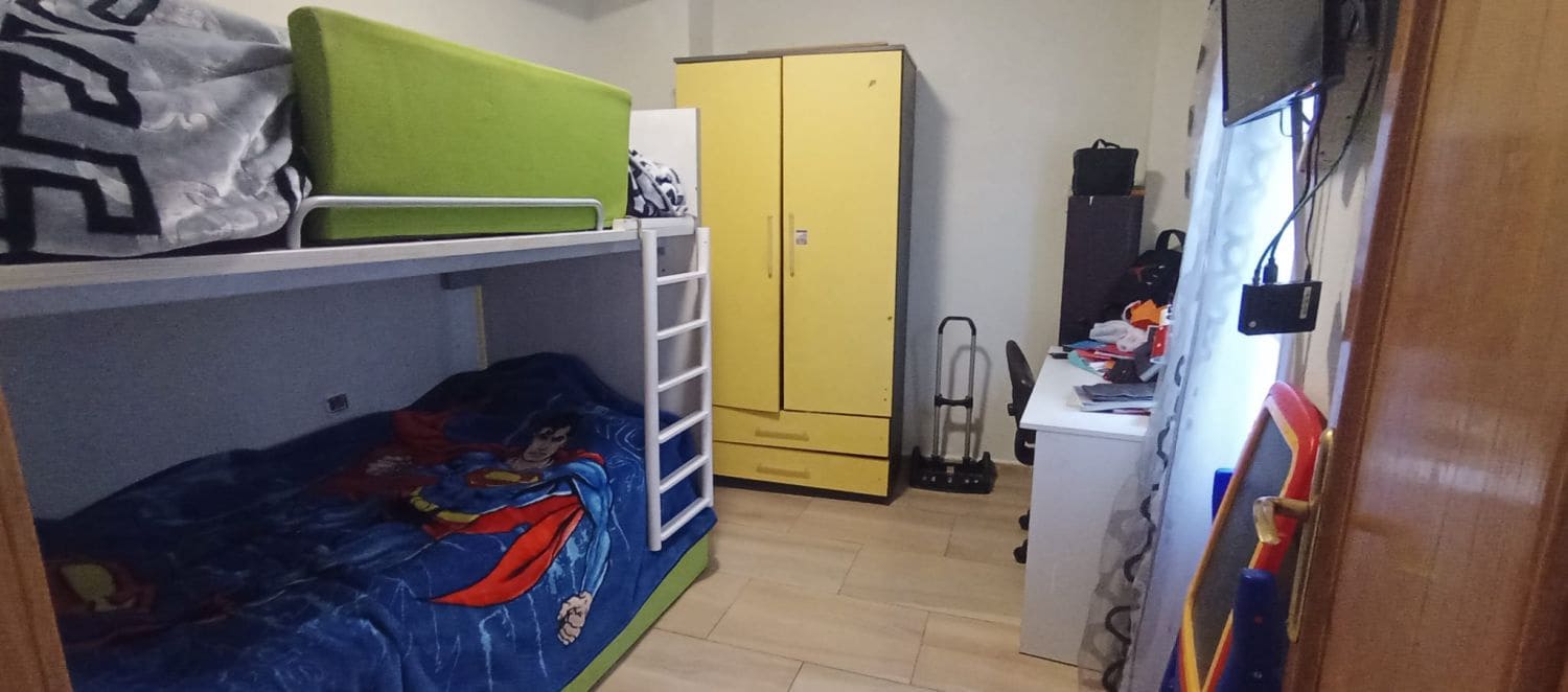 4 bedroom Flat for sale in Crevillente / Crevillent - € 124,000 (Ref: 10035904)