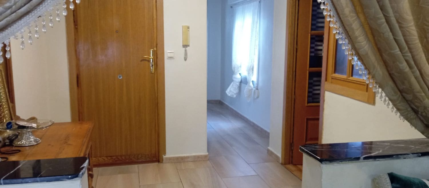 4 bedroom Flat for sale in Crevillente / Crevillent - € 124,000 (Ref: 10035904)